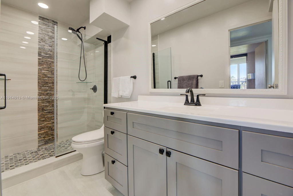 Real estate property located at 601 Three Islands Blvd #404, Broward, Desoto Park Condo, Hallandale Beach, FL