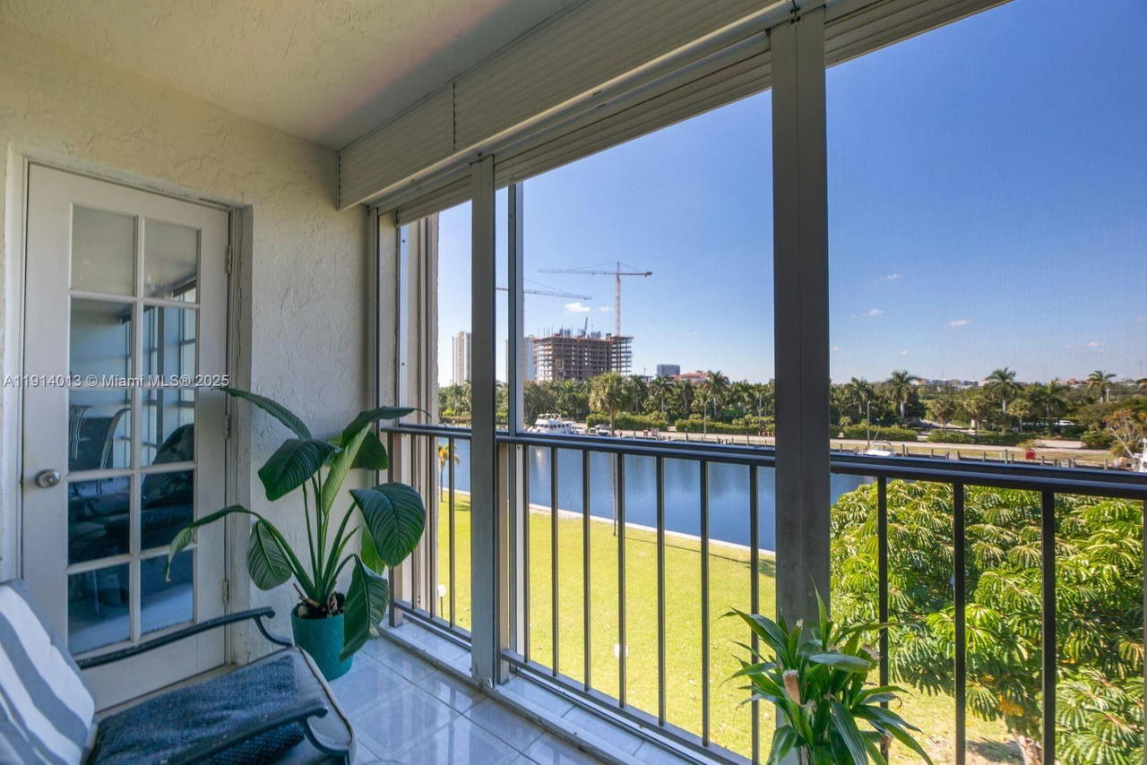 Real estate property located at 601 Three Islands Blvd #404, Broward, Desoto Park Condo, Hallandale Beach, FL