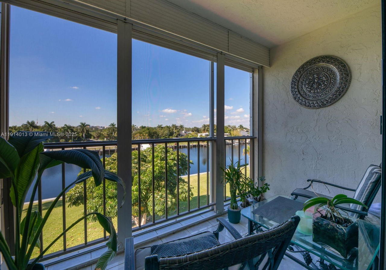 Real estate property located at 601 Three Islands Blvd #404, Broward, Desoto Park Condo, Hallandale Beach, FL