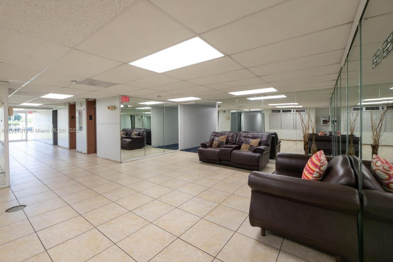 Real estate property located at 601 Three Islands Blvd #404, Broward, Desoto Park Condo, Hallandale Beach, FL