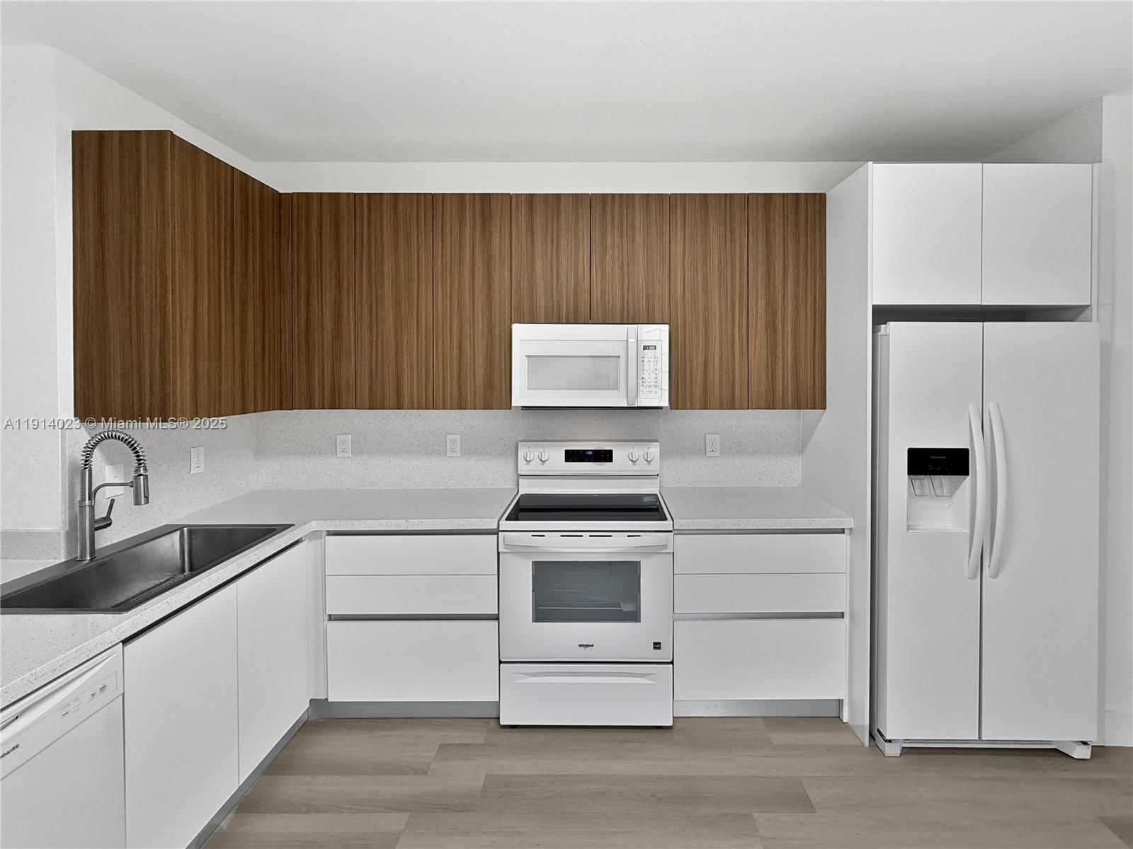 Real estate property located at 2179 Hacienda Ter, Broward, Sector 2 Boundary Plat, Weston, FL