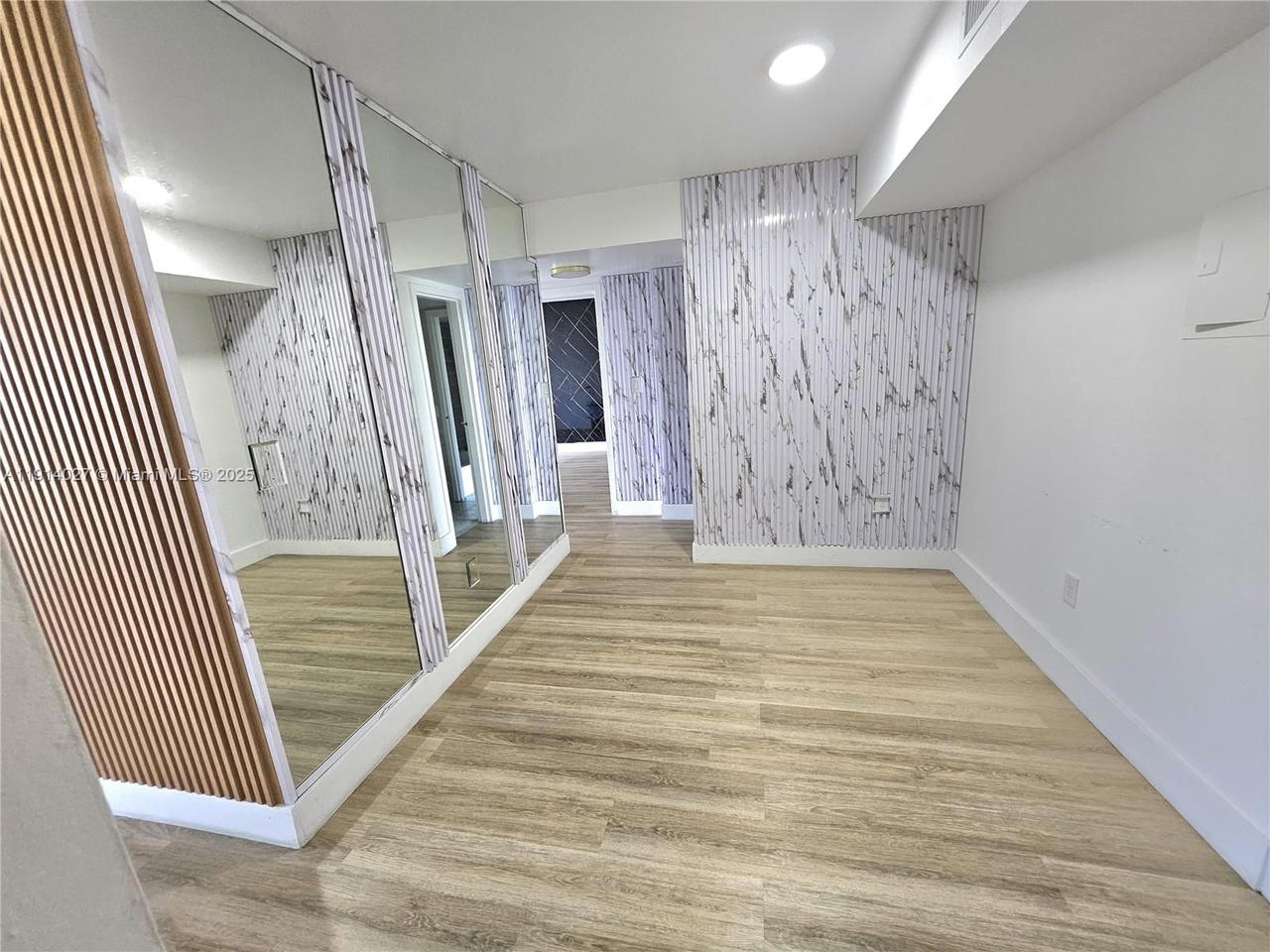 Real estate property located at 1800 24th Ave #408, Miami-dade, Isla Del Mar Condo, Miami, FL