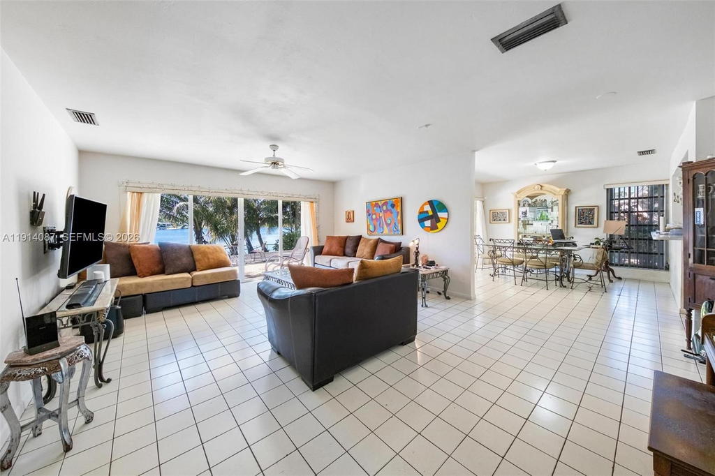 Real estate property located at 5110 92nd Ave, Miami-dade, Miller Heights Sec 8, Miami, FL