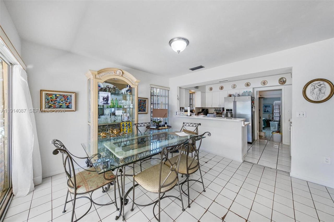Real estate property located at 5110 92nd Ave, Miami-dade, Miller Heights Sec 8, Miami, FL