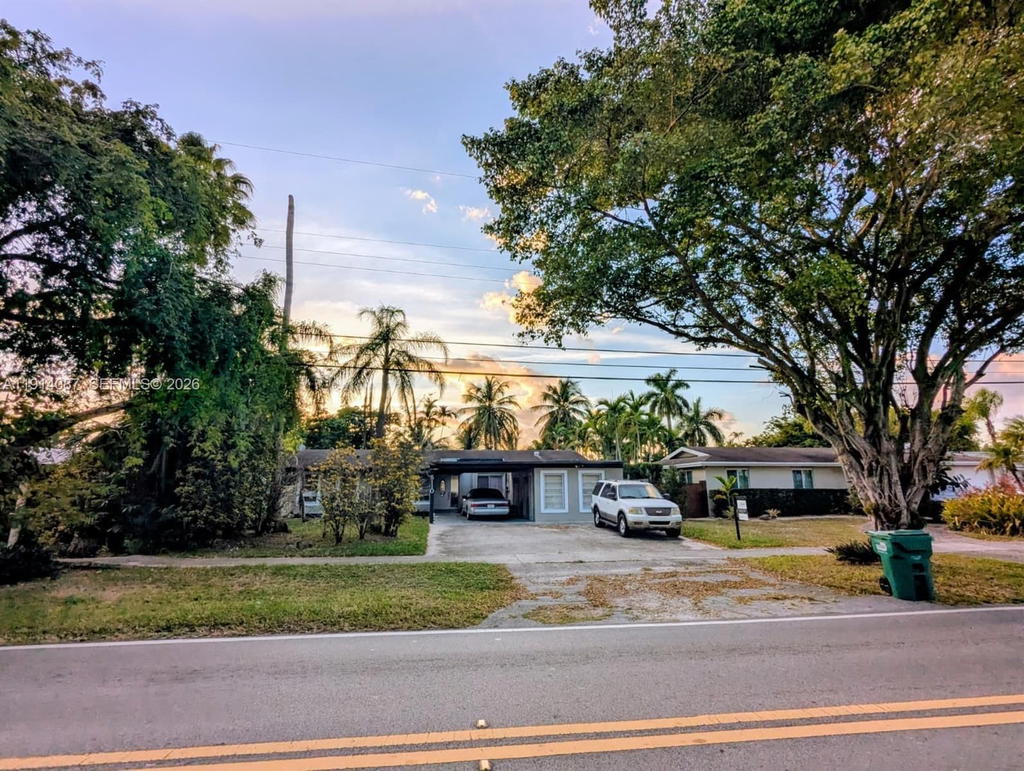 Real estate property located at 5110 92nd Ave, Miami-dade, Miller Heights Sec 8, Miami, FL