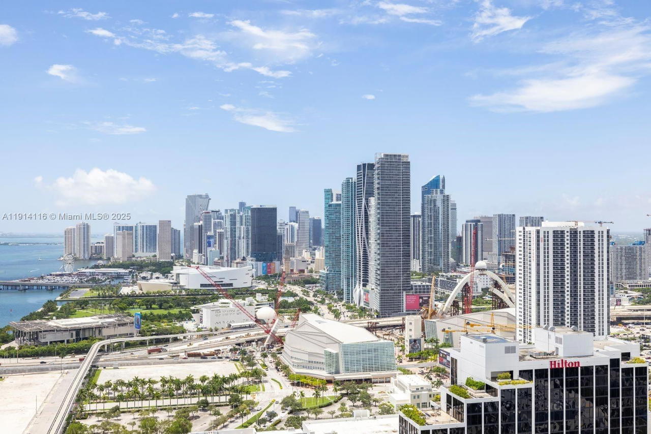 Real estate property located at 1750 Bayshore Dr #4312, Miami-dade, Opera Tower Condo, Miami, FL