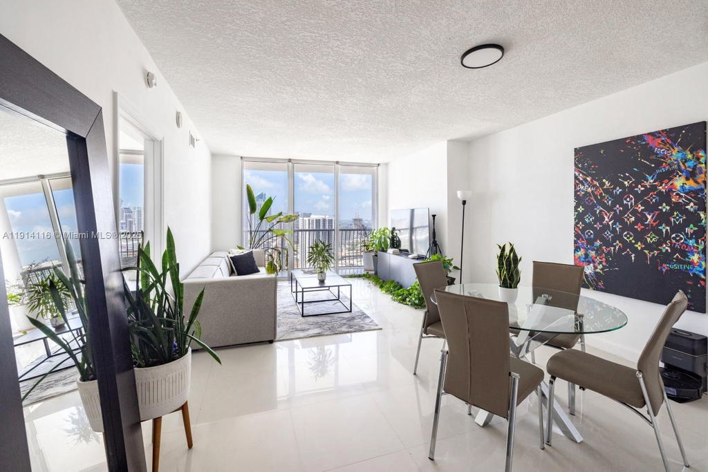Real estate property located at 1750 Bayshore Dr #4312, Miami-dade, Opera Tower Condo, Miami, FL