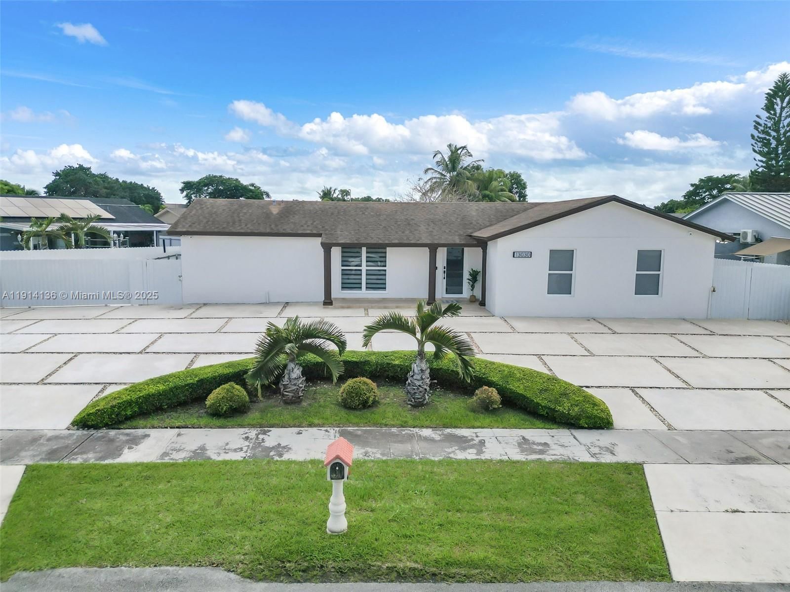 Real estate property located at 13030 261st Ter, Miami-dade, Meadow Wood Manor #4, Homestead, FL