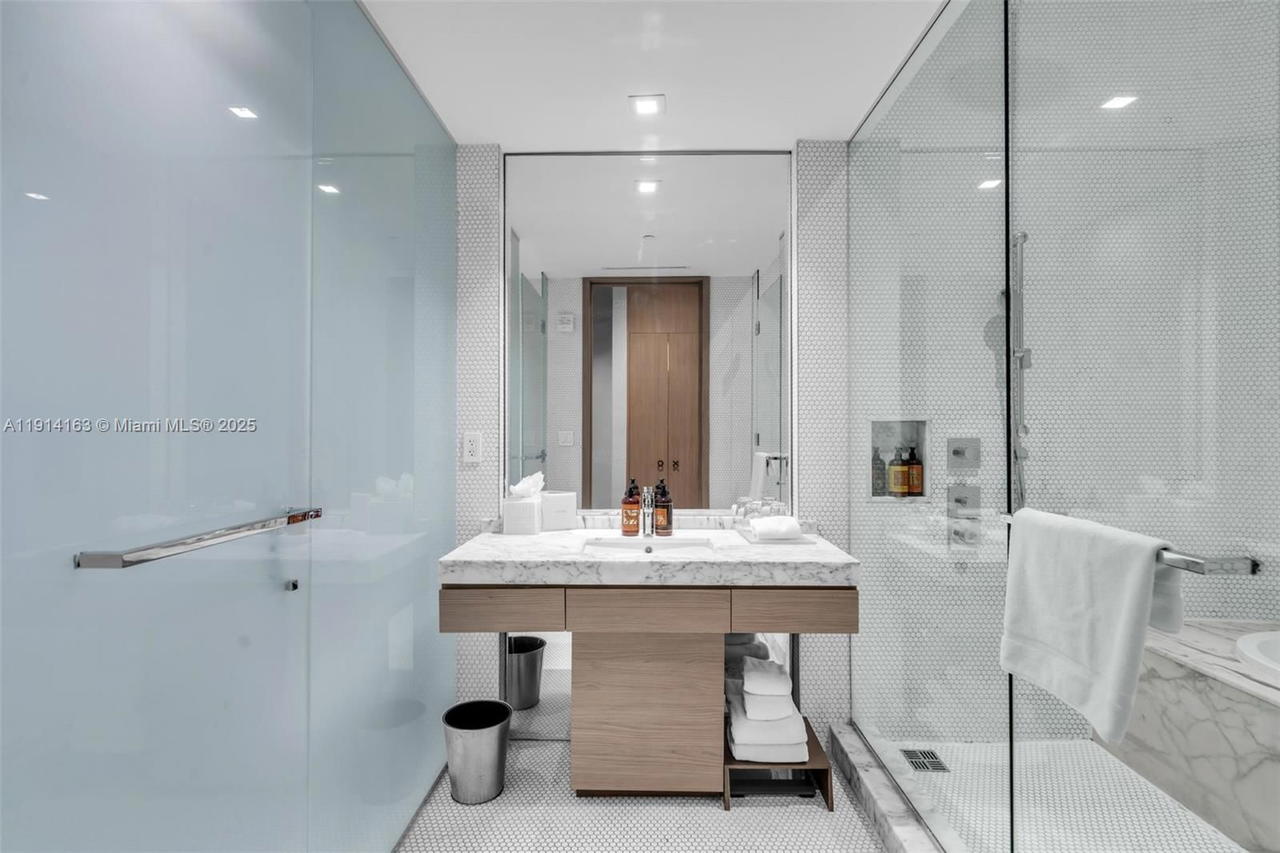 Real estate property located at 801 Miami Ave #808, Miami-dade, 801 Sma Designer Suites C, Miami, FL