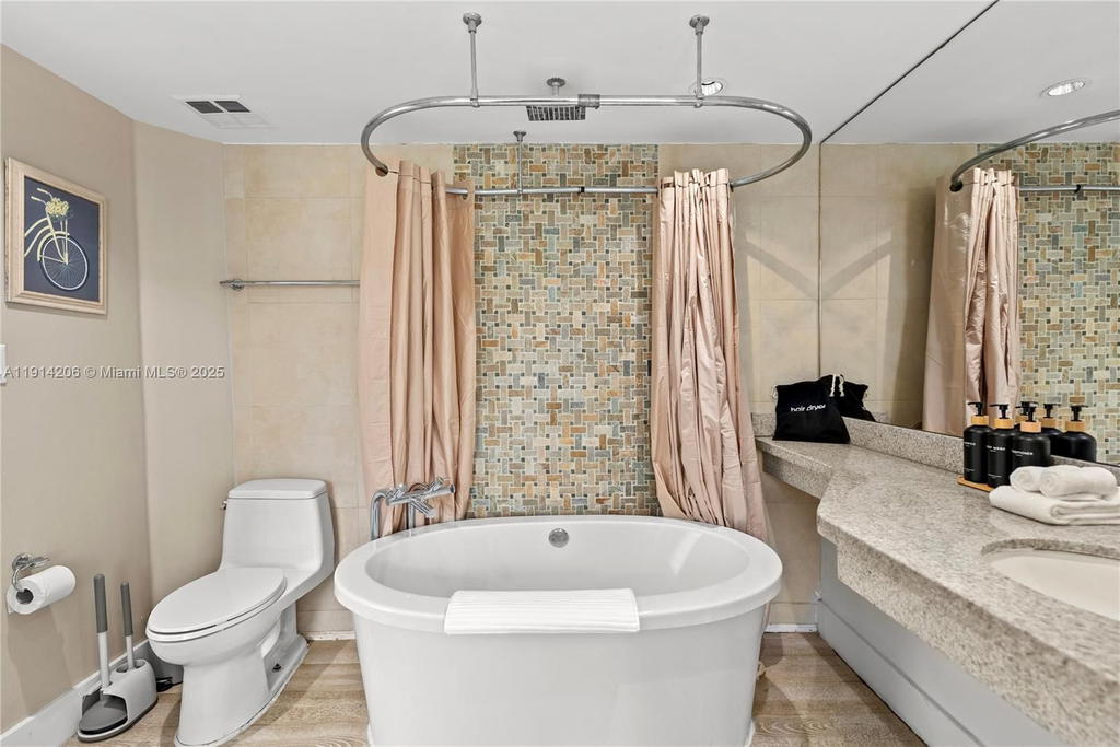 Real estate property located at 1060 Ocean Dr D302, Miami-dade, The Strand On Ocean Drive, Miami Beach, FL