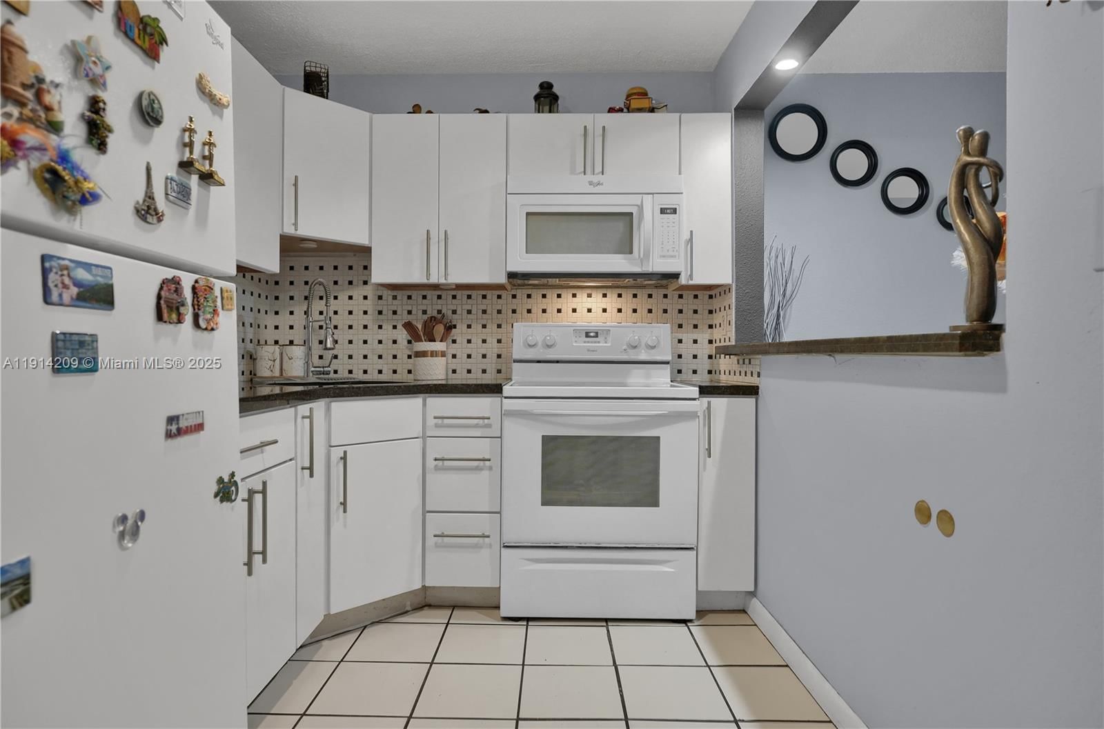 Real estate property located at 5100 Flagler St #201, Miami-dade, Rosales Condo, Miami, FL