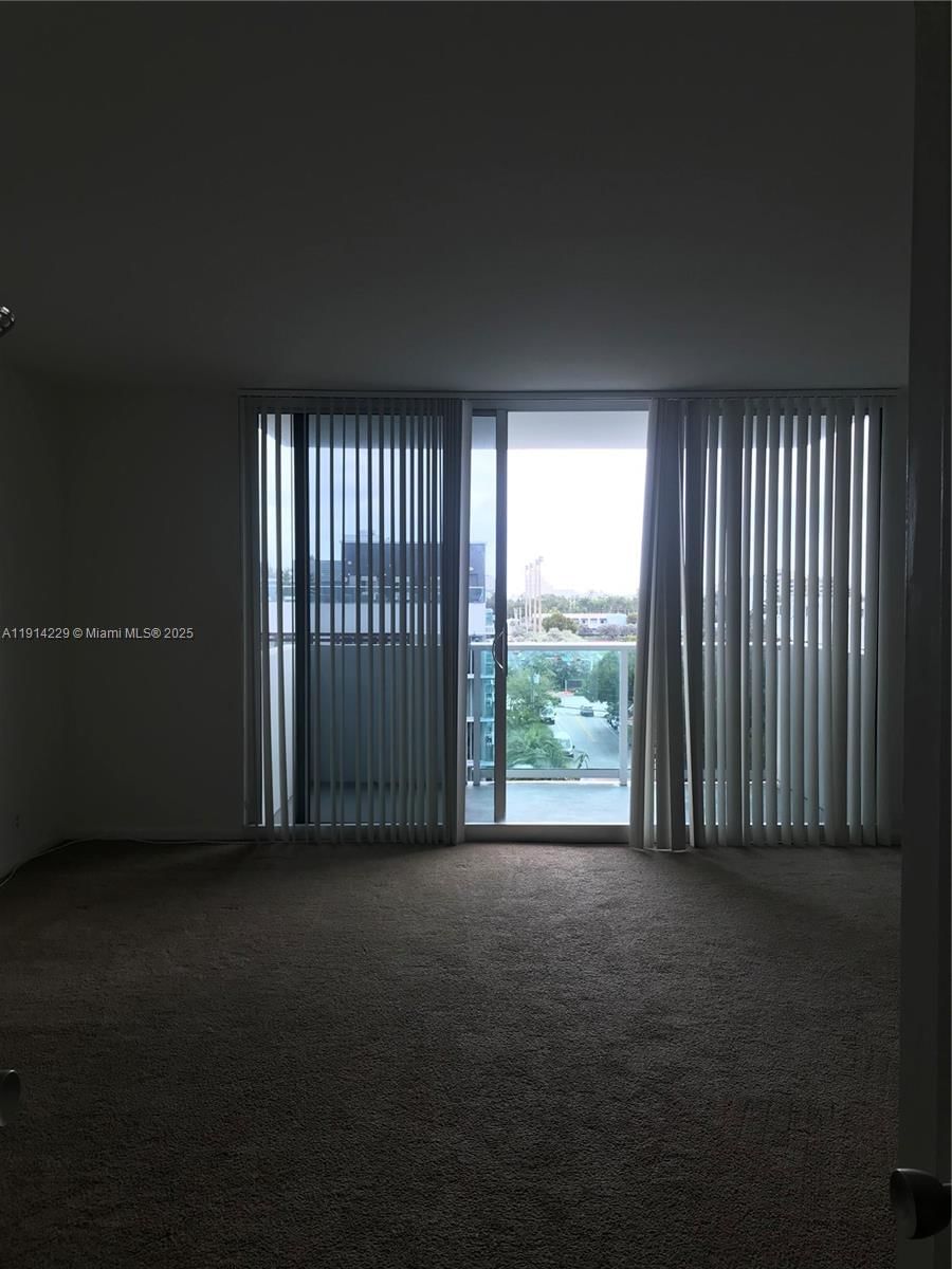 Real estate property located at 1200 West Ave #611, Miami-dade, Mirador 1200 Condo, Miami Beach, FL