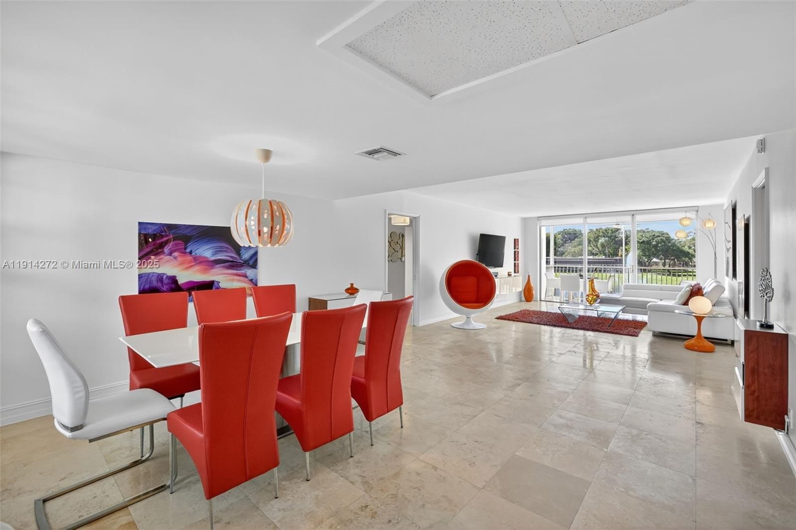 Real estate property located at 3611 Oaks Clubhouse Dr #202, Broward, No 74 Palm-aire Country C, Pompano Beach, FL