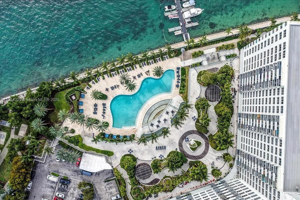Real estate property located at 1500 Bay Rd PH 1570, Miami-dade, Flamingo South Beach I Co, Miami Beach, FL