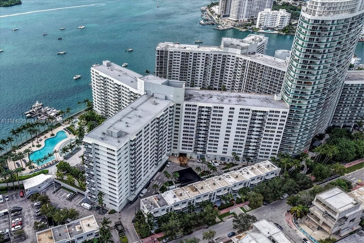 Real estate property located at 1500 Bay Rd PH 1570, Miami-dade, Flamingo South Beach I Co, Miami Beach, FL