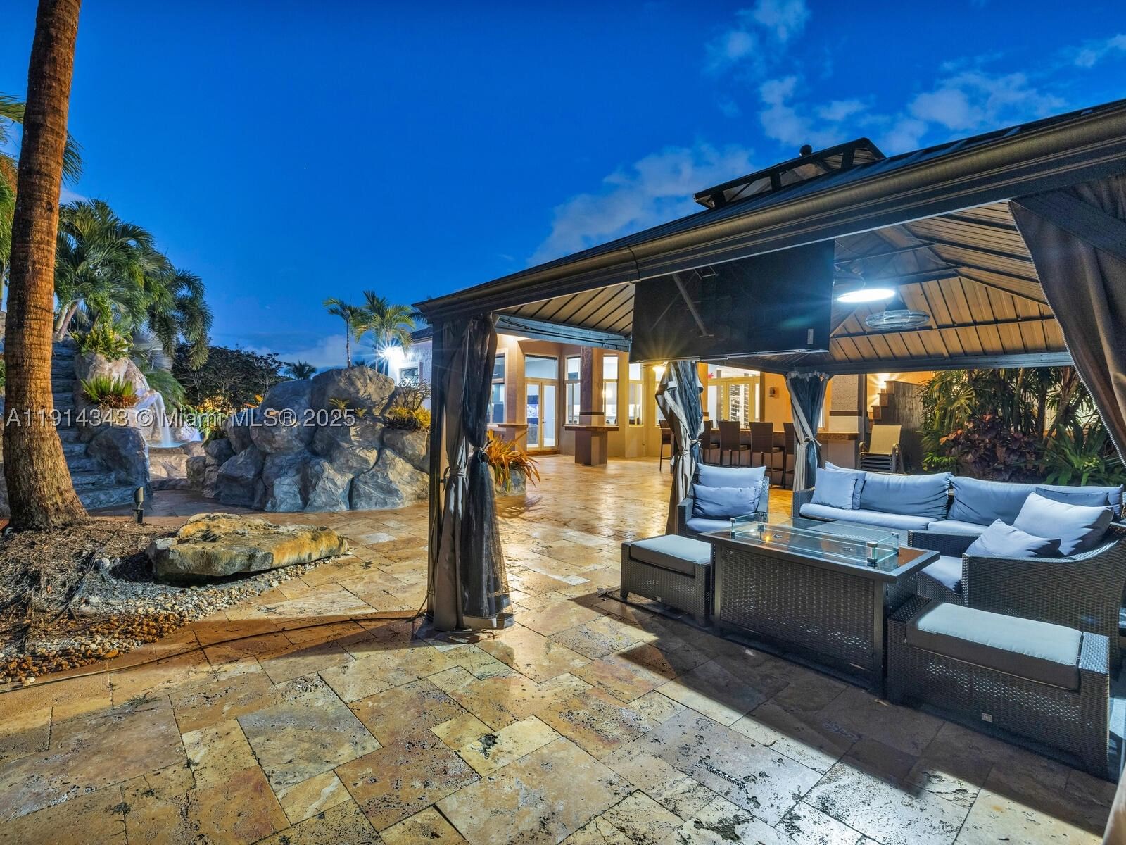 Real estate property located at 12995 40th St, Broward, Imagination Farms East, Davie, FL