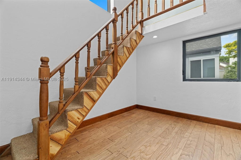 Real estate property located at 20215 Oak Haven Cir, Miami-dade, Oak Haven Sub Sec 3, Miami, FL
