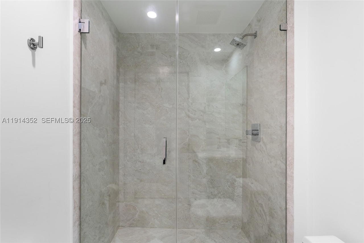 Real estate property located at 488 18th St #4309, Miami-dade, Aria On The Bay Condo, Miami, FL