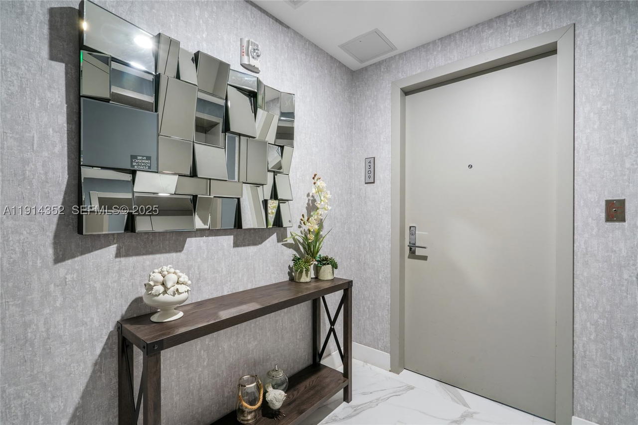 Real estate property located at 488 18th St #4309, Miami-dade, Aria On The Bay Condo, Miami, FL