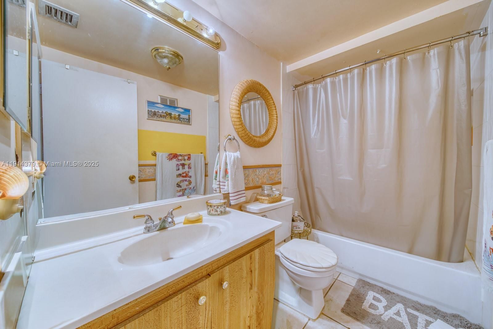 Real estate property located at 1207 131st Place Cir W, Miami-dade, Trail Run Sec 2, Miami, FL