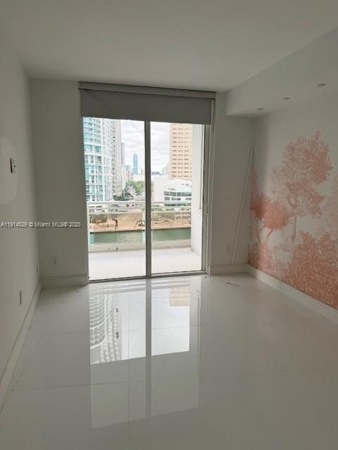 Real estate property located at 901 Brickell Key Blvd #906, Miami-dade, Carbonell Condo, Miami, FL