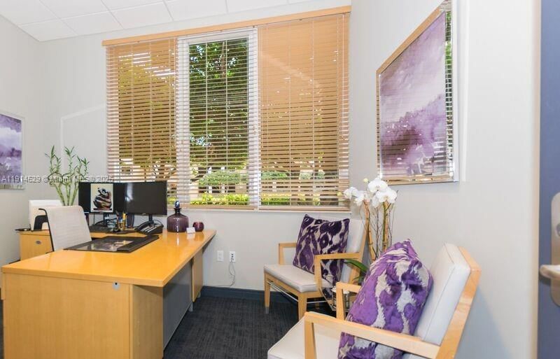 Real estate property located at 901 Brickell Key Blvd #906, Miami-dade, Carbonell Condo, Miami, FL