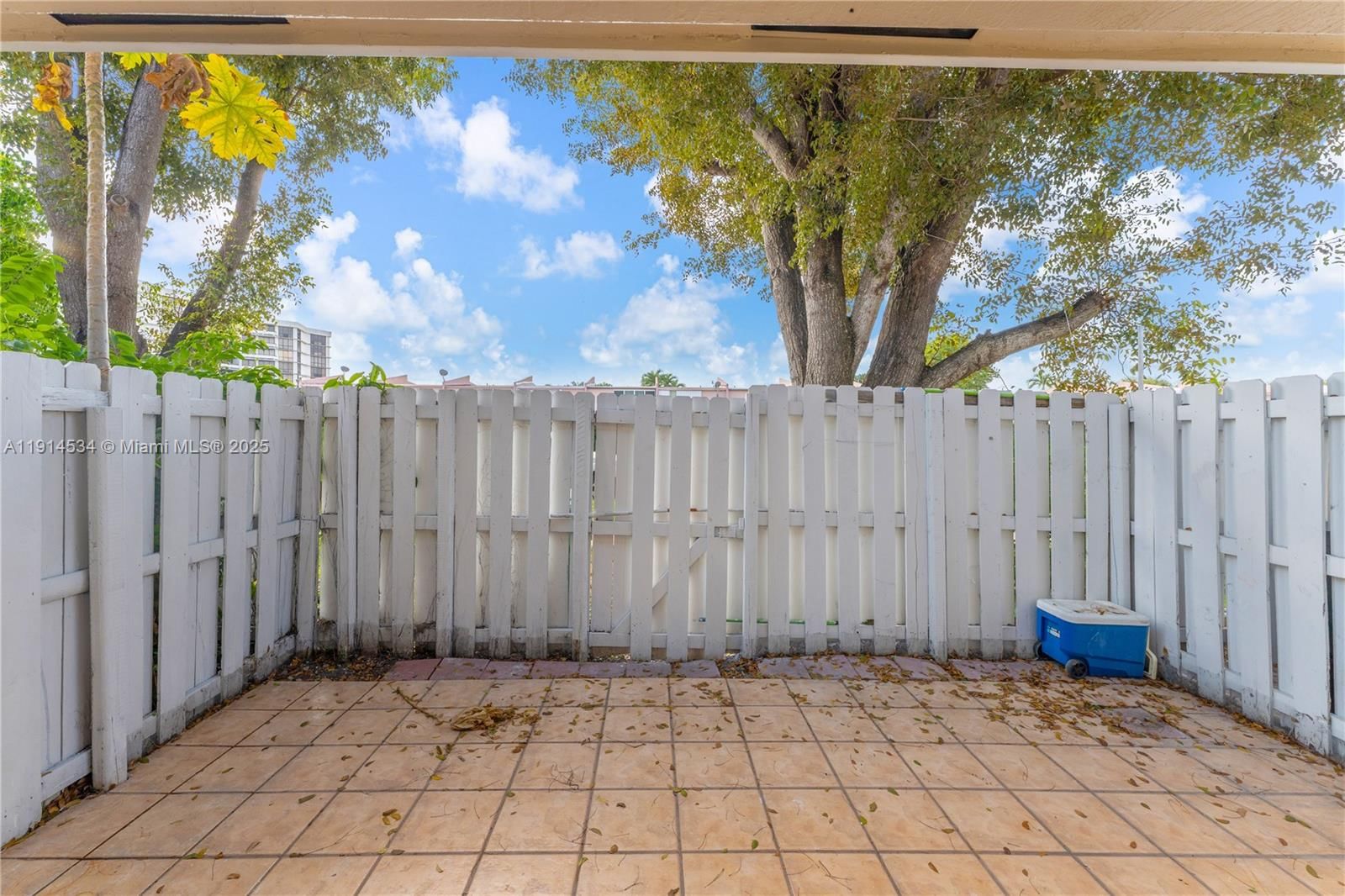 Real estate property located at 6350 139th Ave, Miami-dade, Kendale Lakes North Sec 9, Miami, FL
