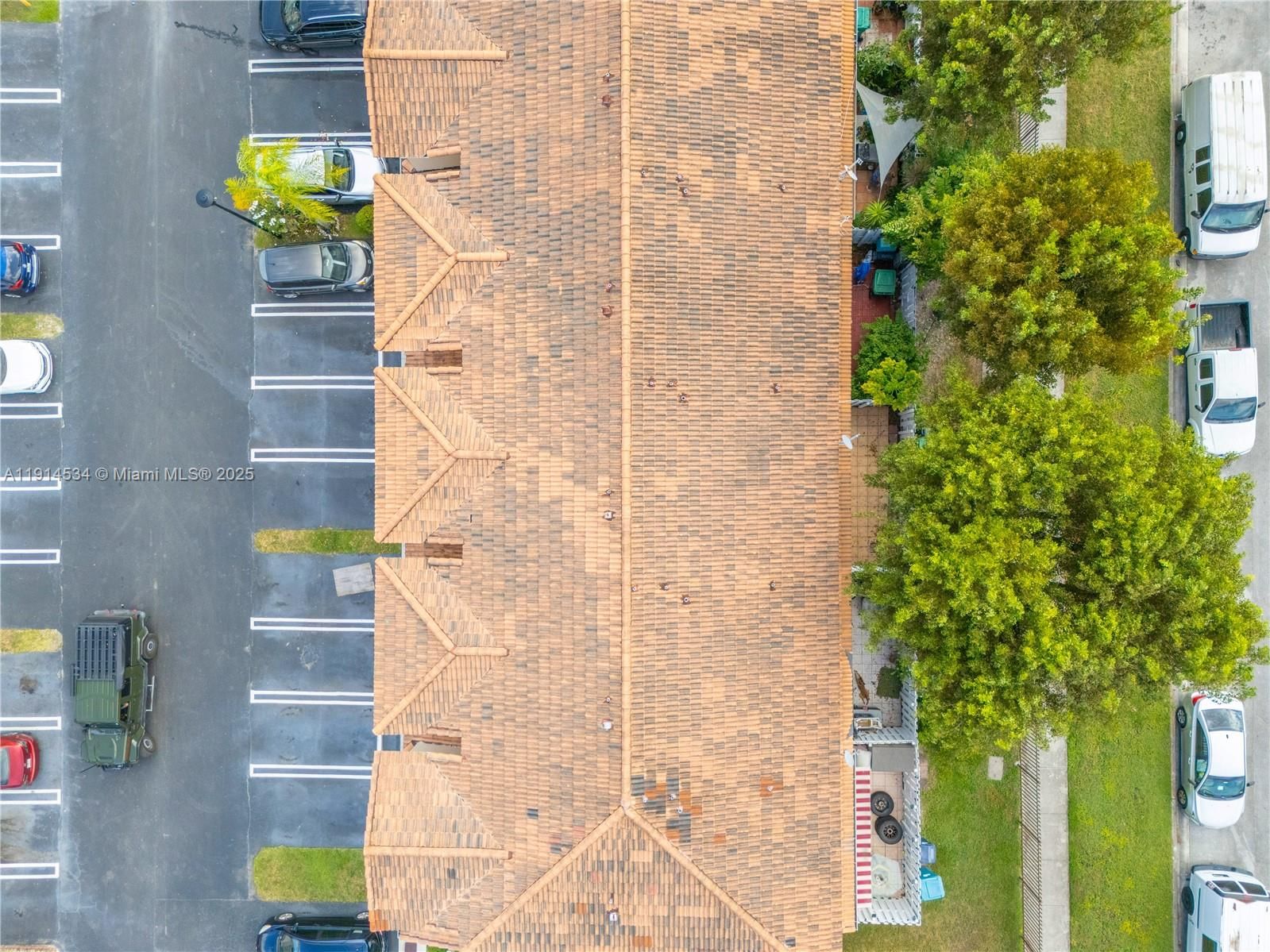 Real estate property located at 6350 139th Ave, Miami-dade, Kendale Lakes North Sec 9, Miami, FL