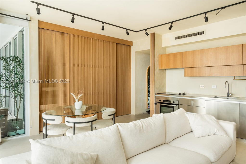 Real estate property located at 1040 Biscayne Blvd #2905, Miami-dade, Ten Museum Pk Residential, Miami, FL