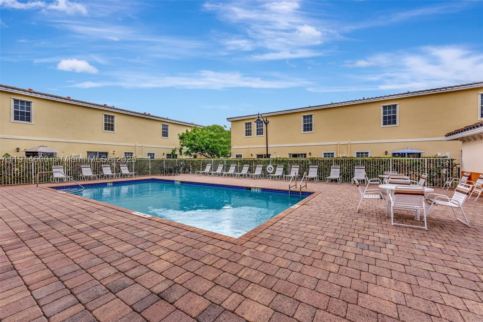 Real estate property located at 4029 11th St, Broward, Cricket Club, Lauderhill, FL