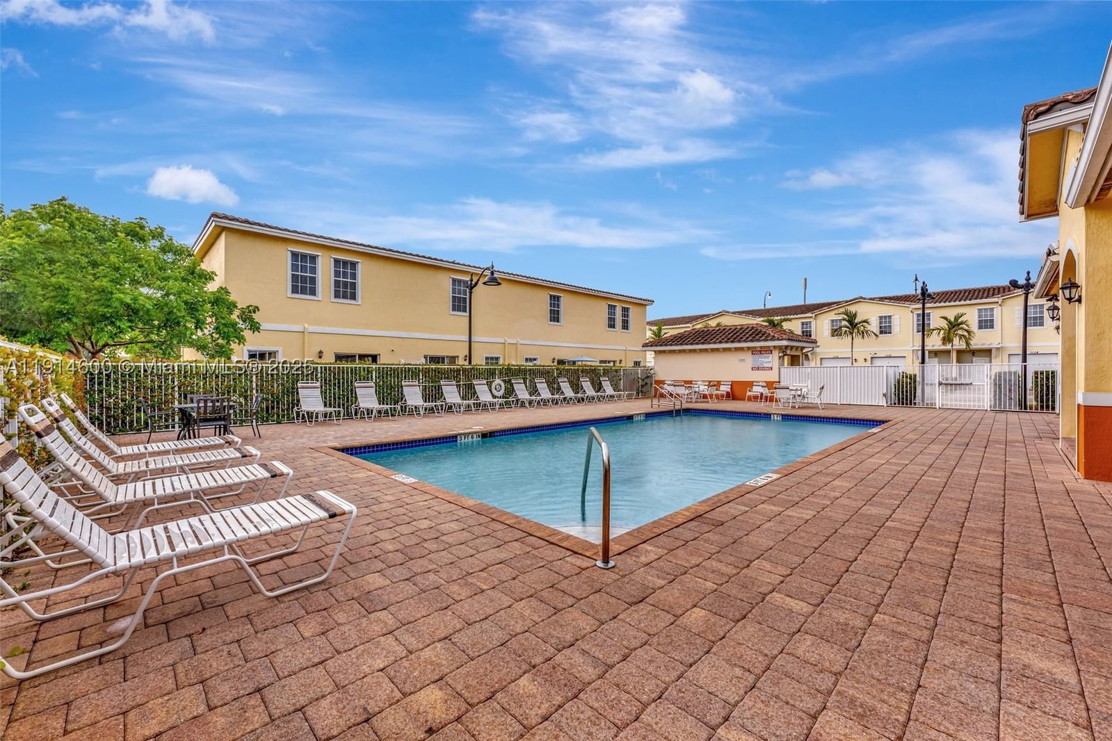 Real estate property located at 4029 11th St, Broward, Cricket Club, Lauderhill, FL