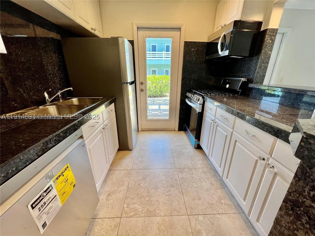 Real estate property located at 2700 135th St #45, Miami-dade, Fairmont House, North Miami, FL