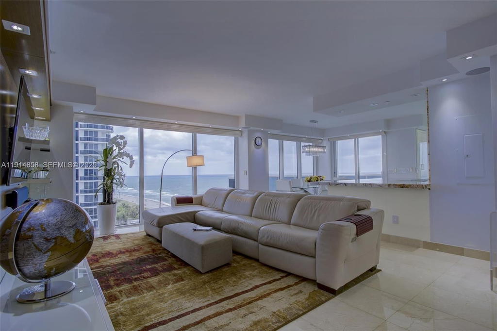 Real estate property located at 4775 Collins Ave #1601, Miami-dade, Green Diamond Condo, Miami Beach, FL