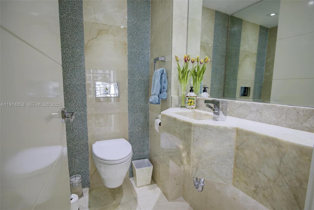Real estate property located at 4775 Collins Ave #1601, Miami-dade, Green Diamond Condo, Miami Beach, FL