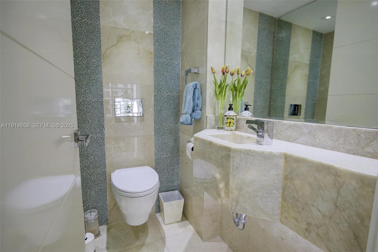 Real estate property located at 4775 Collins Ave #1601, Miami-dade, Green Diamond Condo, Miami Beach, FL