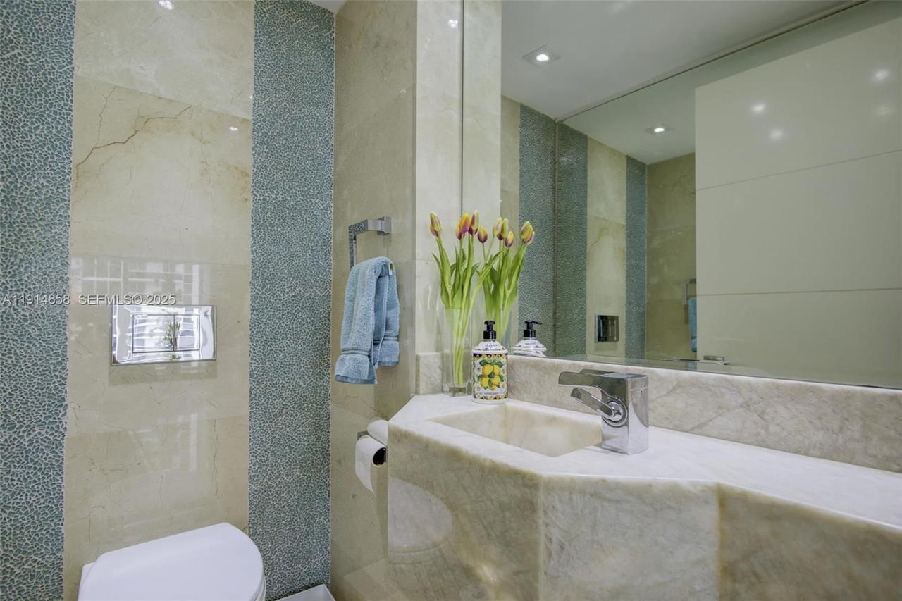 Real estate property located at 4775 Collins Ave #1601, Miami-dade, Green Diamond Condo, Miami Beach, FL