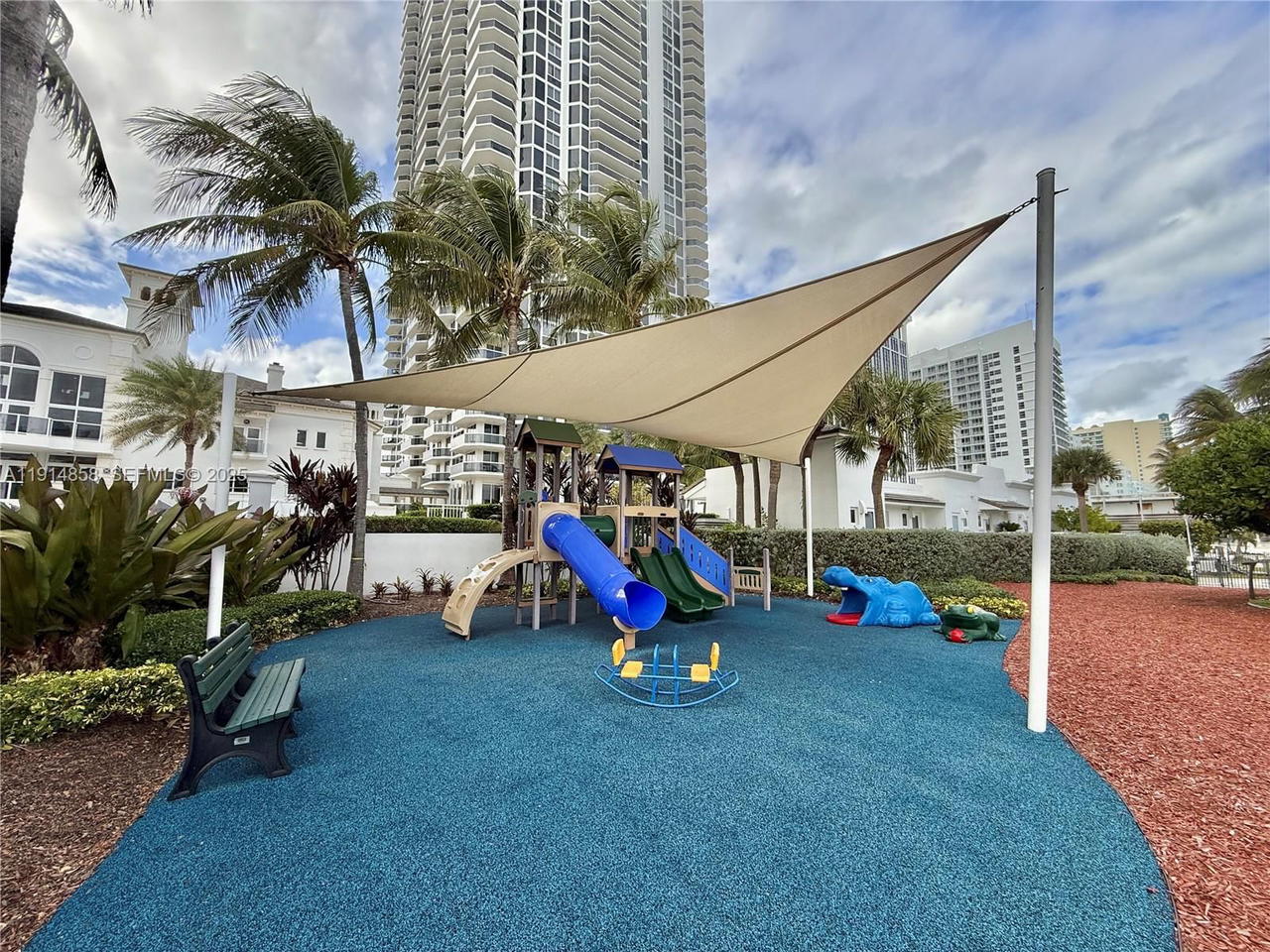 Real estate property located at 4775 Collins Ave #1601, Miami-dade, Green Diamond Condo, Miami Beach, FL