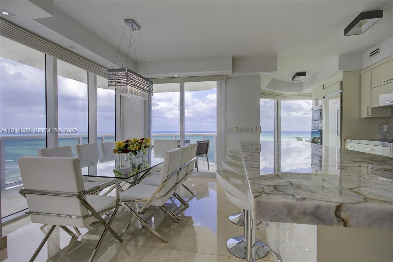 Real estate property located at 4775 Collins Ave #1601, Miami-dade, Green Diamond Condo, Miami Beach, FL