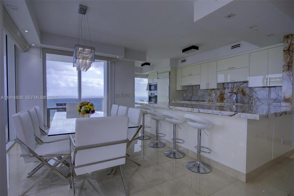 Real estate property located at 4775 Collins Ave #1601, Miami-dade, Green Diamond Condo, Miami Beach, FL