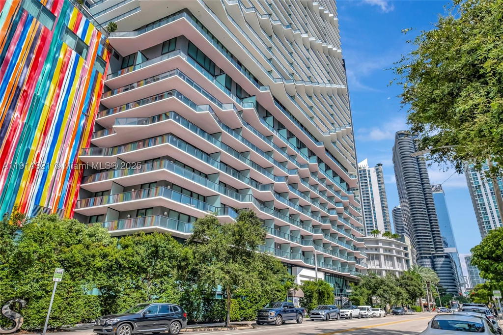 Real estate property located at 1300 Miami Ave PH5001, Miami-dade, 1300 S Miami Avenue Condo, Miami, FL