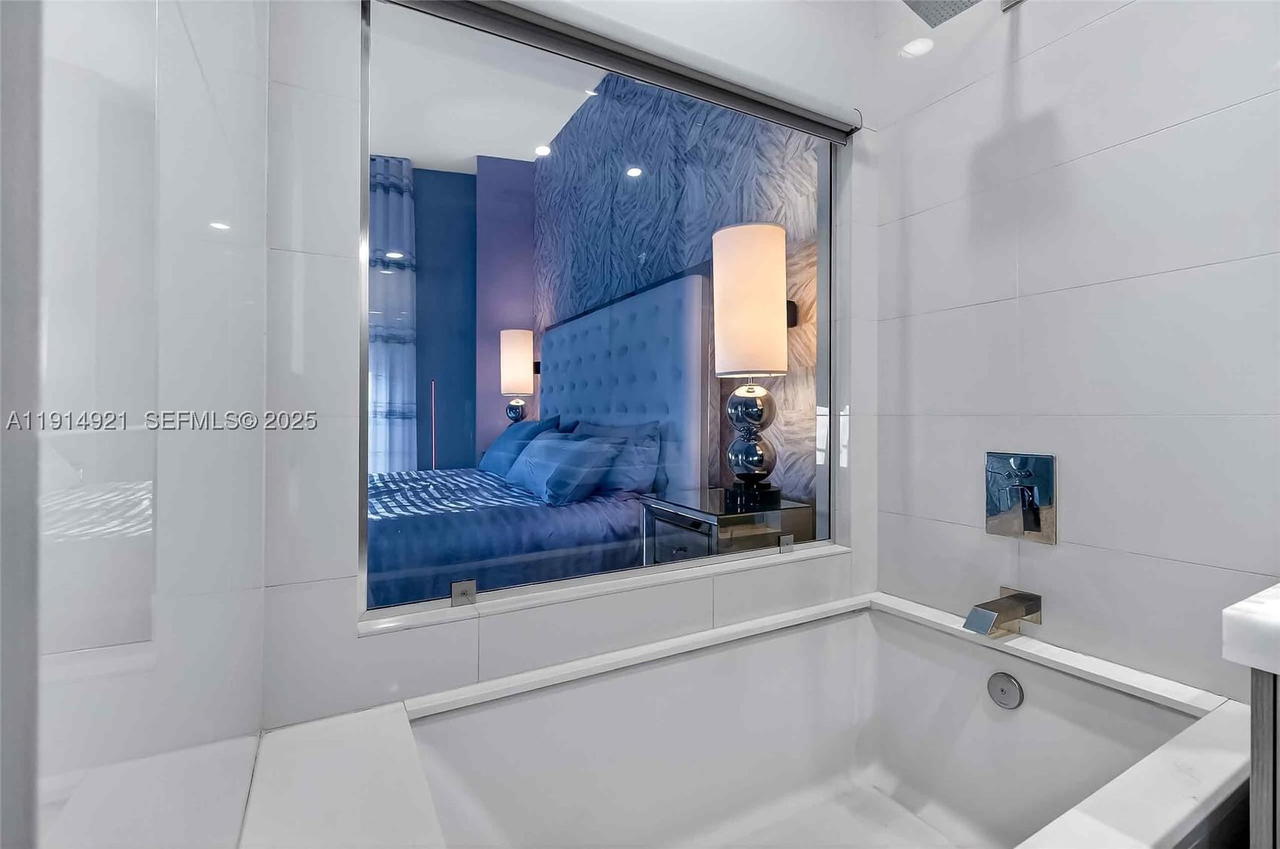 Real estate property located at 1300 Miami Ave PH5001, Miami-dade, 1300 S Miami Avenue Condo, Miami, FL