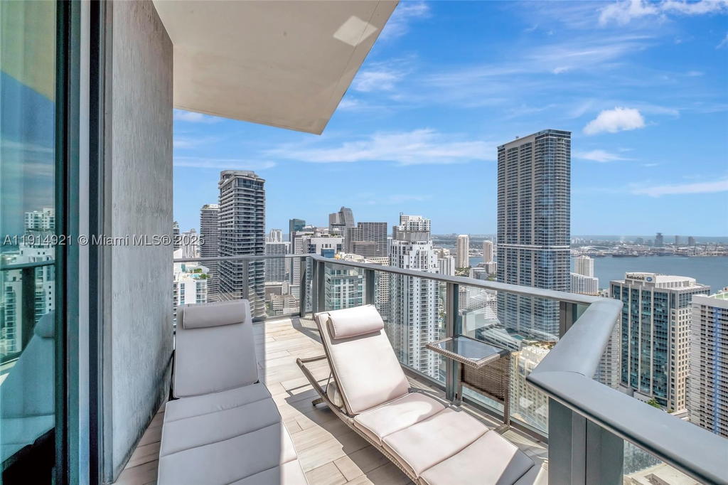 Real estate property located at 1300 Miami Ave PH5001, Miami-dade, 1300 S Miami Avenue Condo, Miami, FL