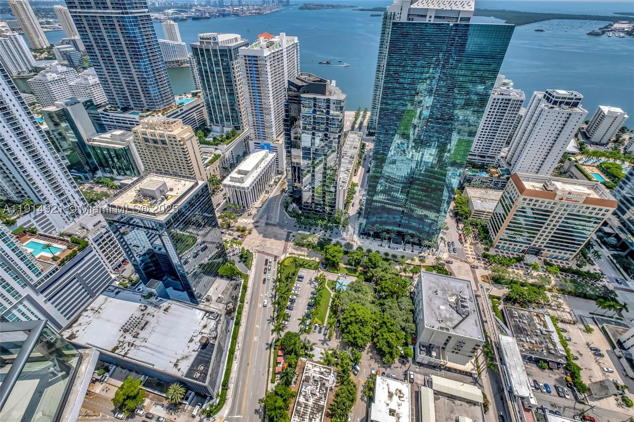 Real estate property located at 1300 Miami Ave PH5001, Miami-dade, 1300 S Miami Avenue Condo, Miami, FL
