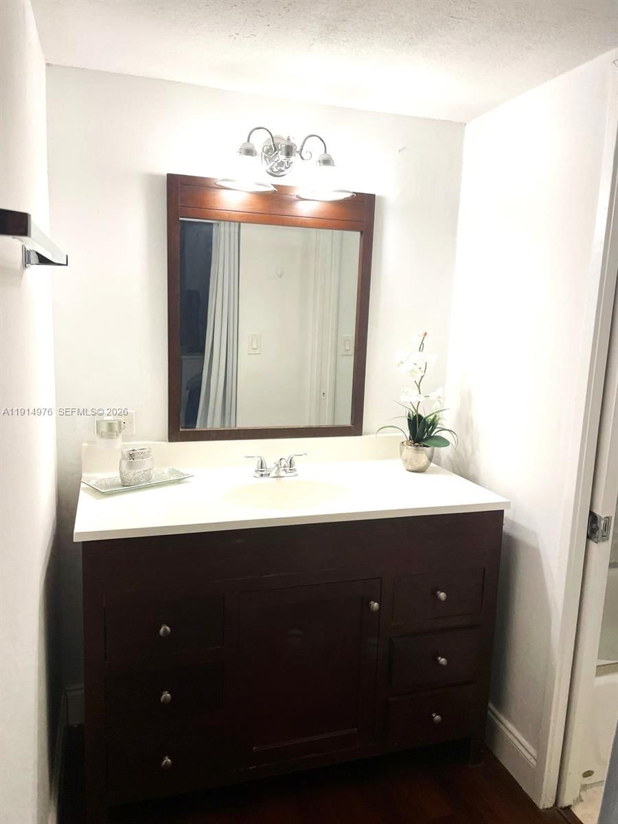 Real estate property located at 17021 Bay Rd #803, Miami-dade, Plaza Of Americas Condo P, Sunny Isles Beach, FL
