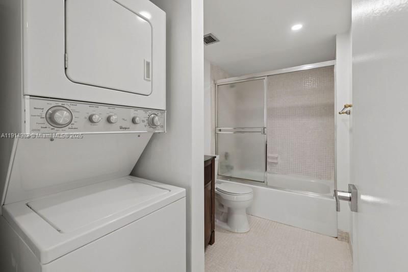 Real estate property located at 4174 Inverrary Dr #902, Broward, Manors Of Inverrary Xi, Lauderhill, FL