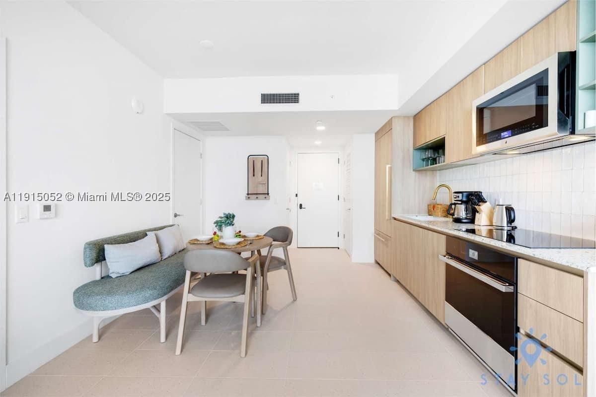 Real estate property located at 159 6th St #3004, Miami-dade, Natiivo / Gale Residences, Miami, FL