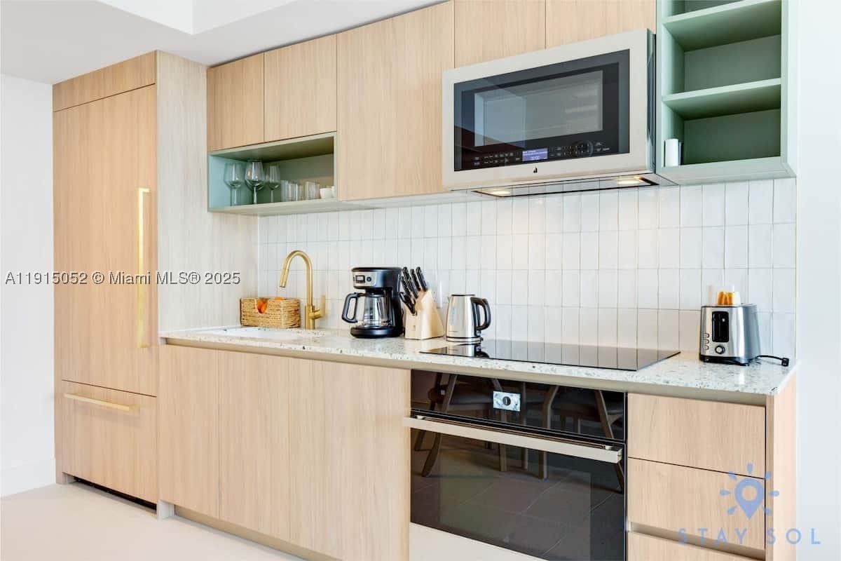 Real estate property located at 159 6th St #3004, Miami-dade, Natiivo / Gale Residences, Miami, FL