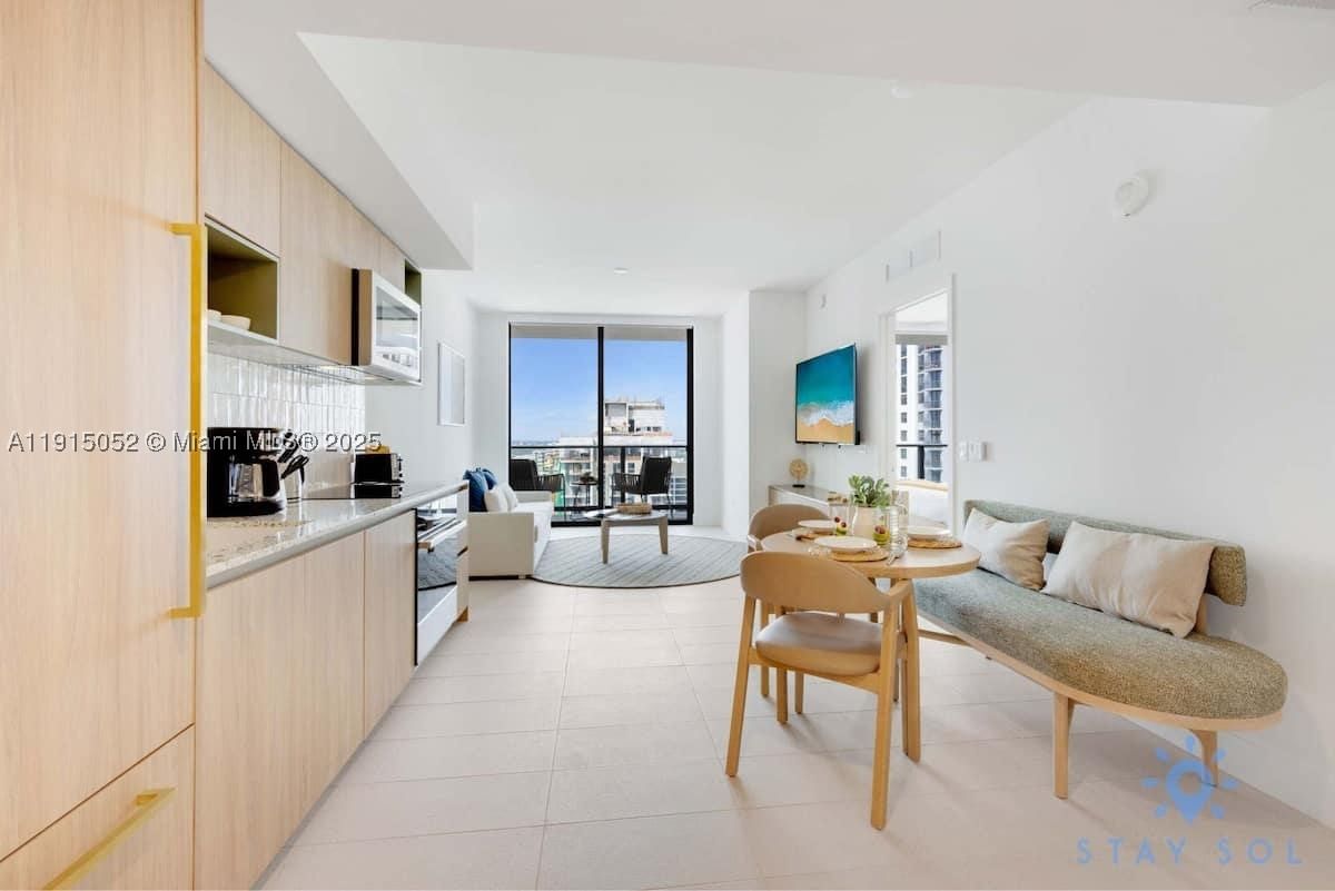 Real estate property located at 159 6th St #3004, Miami-dade, Natiivo / Gale Residences, Miami, FL