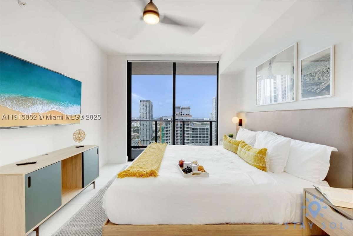 Real estate property located at 159 6th St #3004, Miami-dade, Natiivo / Gale Residences, Miami, FL