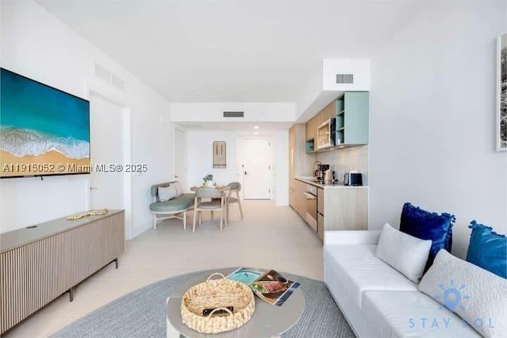 Real estate property located at 159 6th St #3004, Miami-dade, Natiivo / Gale Residences, Miami, FL